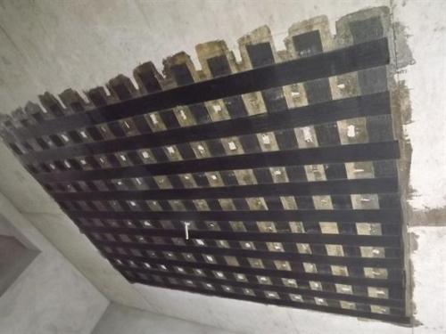 白玉楼板加固
